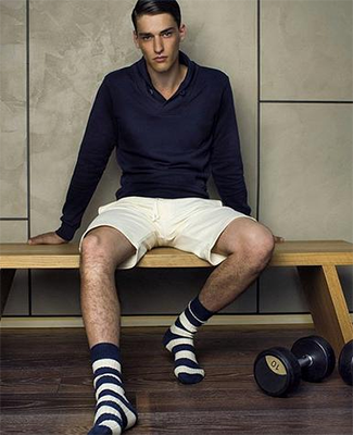 15路站牌袜饰美学产品展示