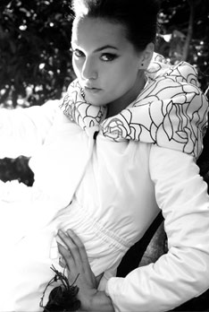 服装色彩搭配，楚颜cheeryou女装设计图