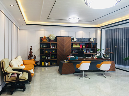 狄梵思黛办公车间