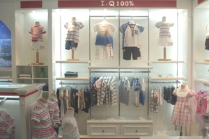 爱可I.Q100%童装品牌,店铺展示