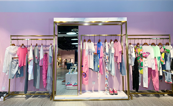 亮点国际店铺展示