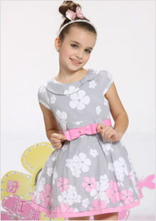 粉紅娜娜品牌童装加盟，国际童装加盟，时尚童装图片