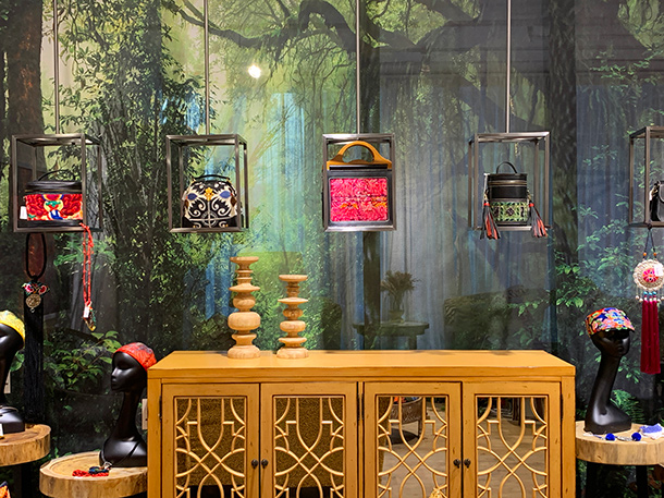 雀云裳店铺展示