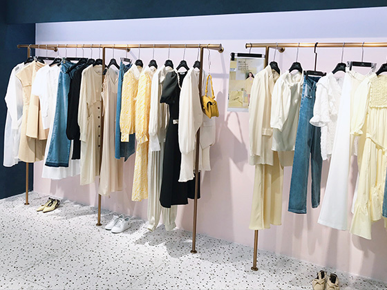 莎斯莱思终端形象