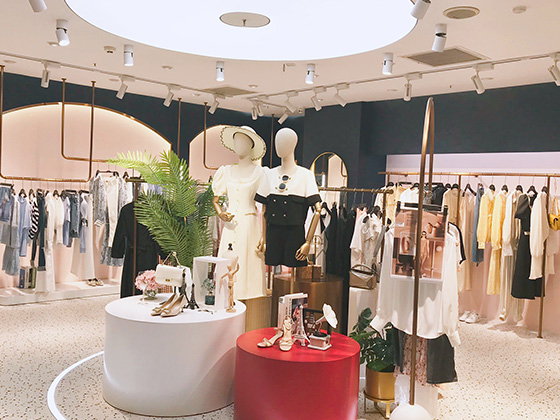 莎斯莱思终端形象