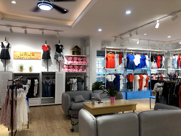 童品壹仓店铺展示