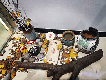 VOIR CHESS观译店铺滚动图