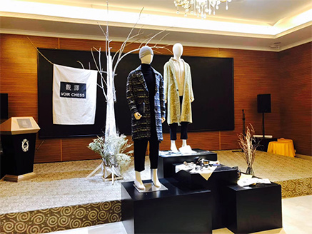 VOIR CHESS观译店铺滚动图