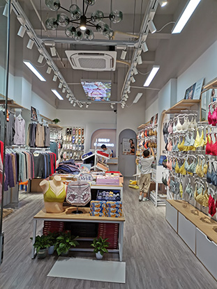 梧桐花开店铺图